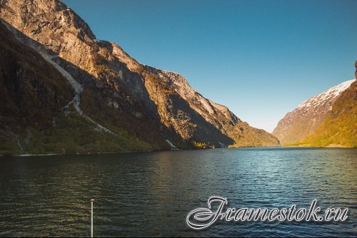 Fjord boat ride one 4k timelapse